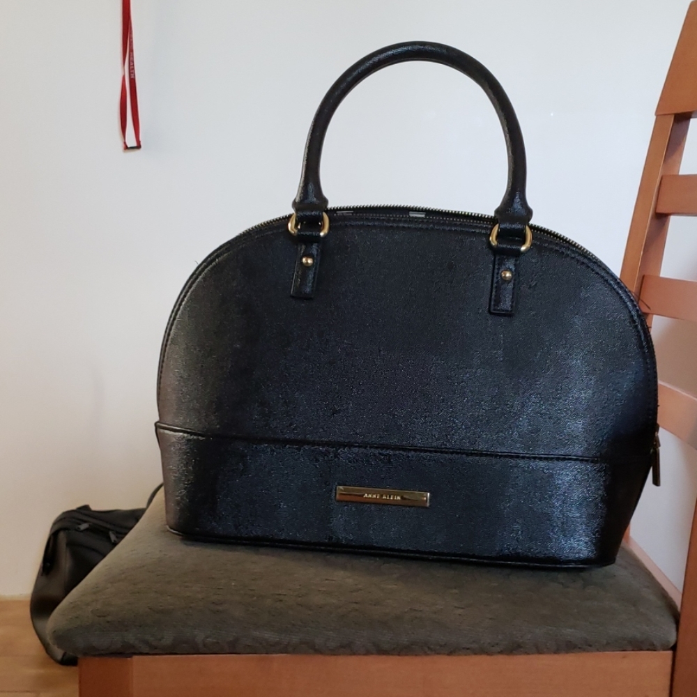 Anne Klein black purse 16 by 10